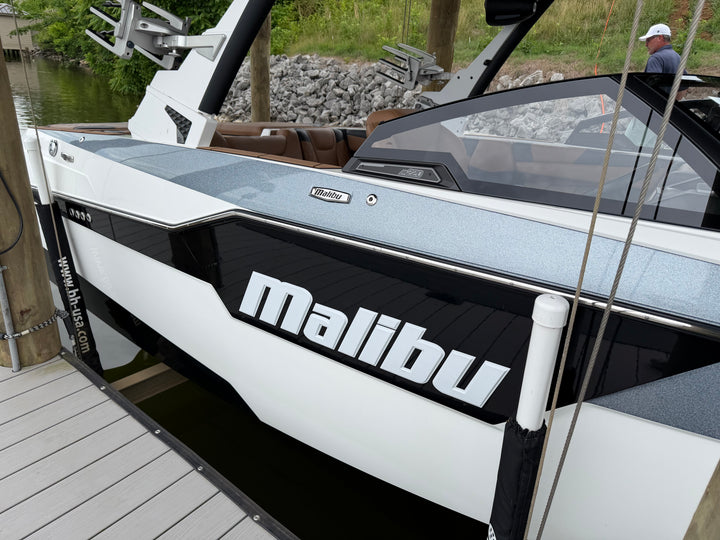 2022 Malibu M220