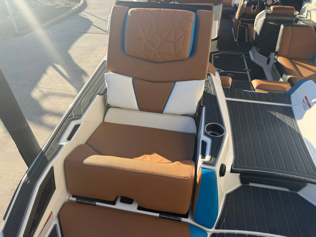2022 Nautique Paragon 23