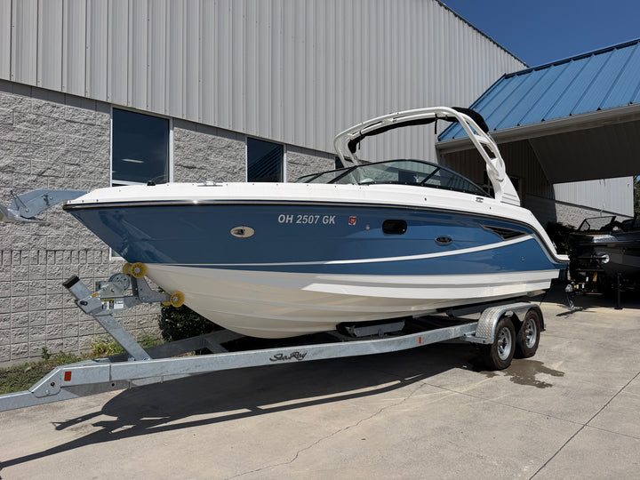 2022 Sea Ray SLX 250