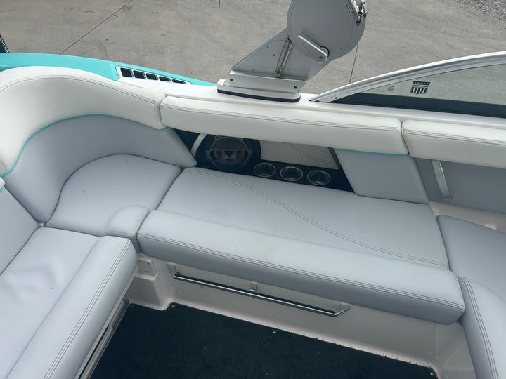 2021 Mastercraft XT21