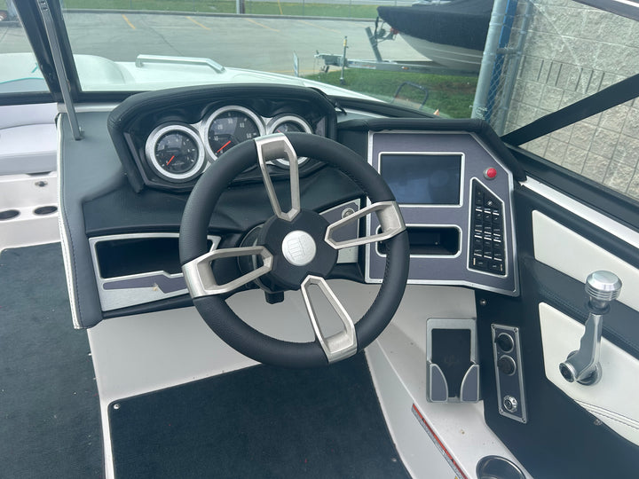 2021 Mastercraft XT21