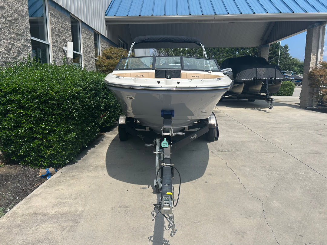2023 Sea Ray SPX 190
