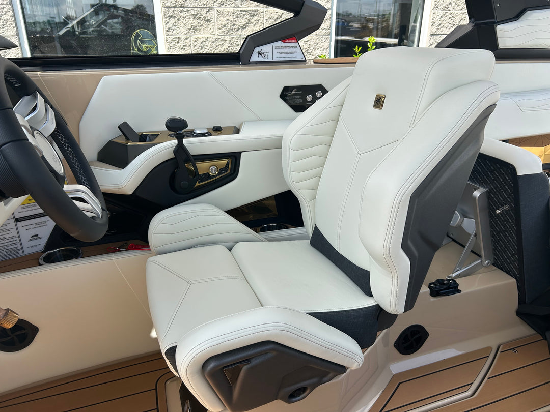 2025 Nautique G25