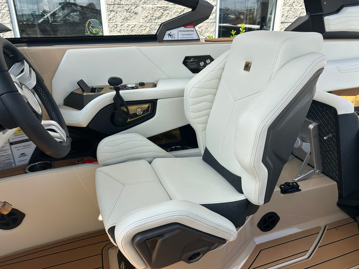 2025 Nautique G25