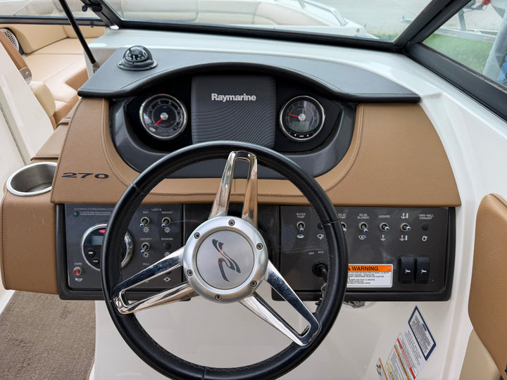 2015 Sea Ray 270 Sundeck