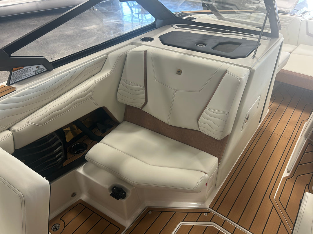 2026 Nautique G23