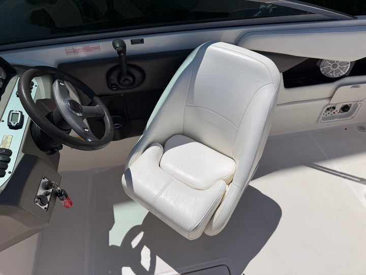 2006 Regal 2200