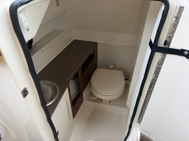 2015 Sea Ray 270 Sundeck
