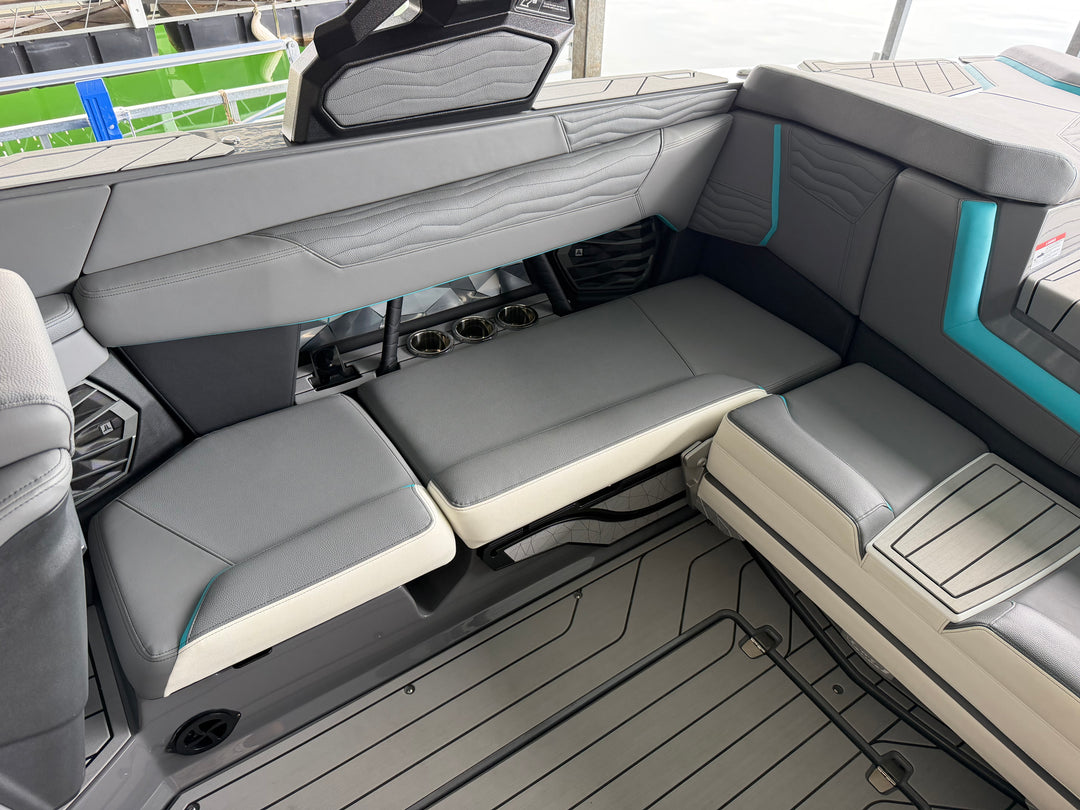 2025 Nautique G23