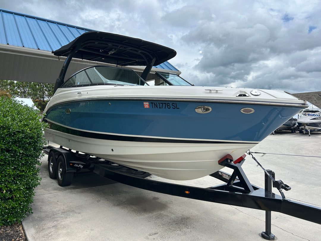 2023 Sea Ray SLX 260