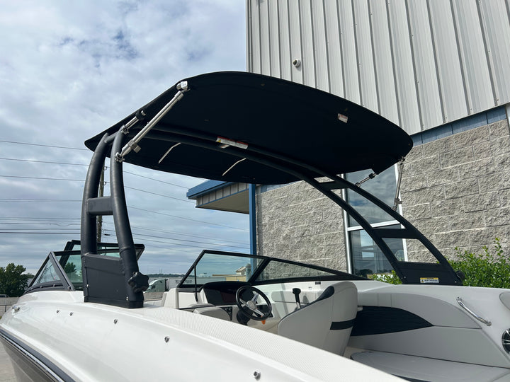 2022 Sea Ray SPX 210