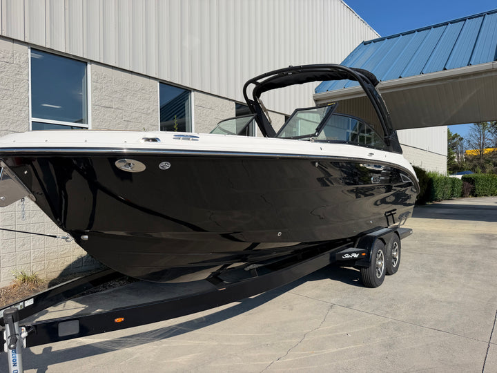 2026 Sea Ray SDX 270