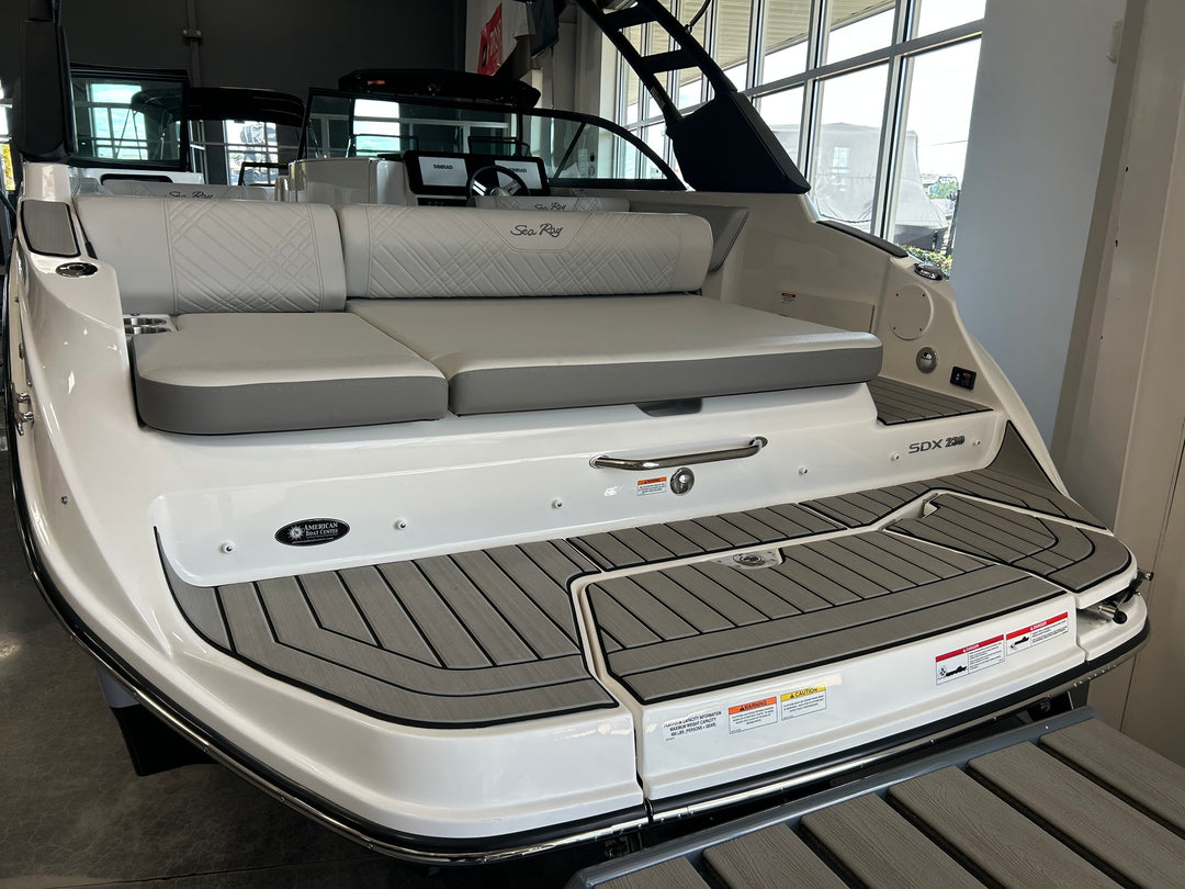 2026 Sea Ray SDX 230