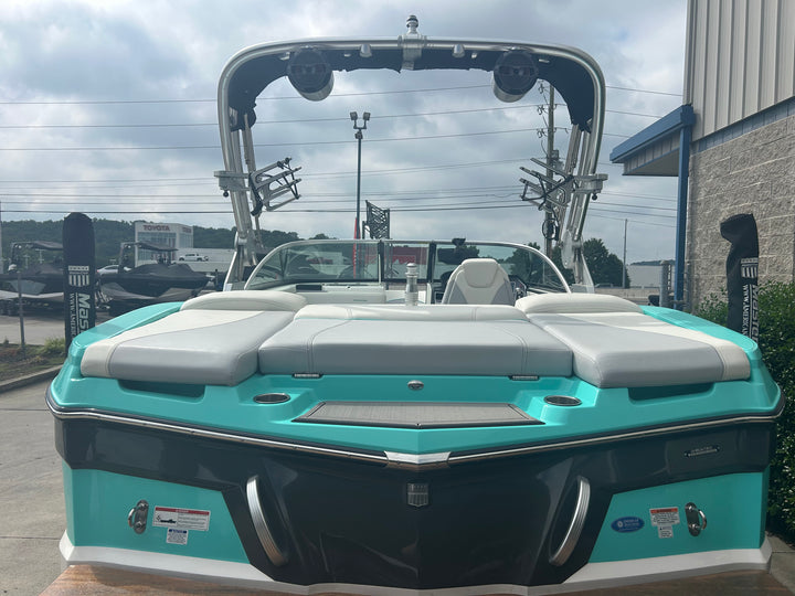 2021 Mastercraft XT21