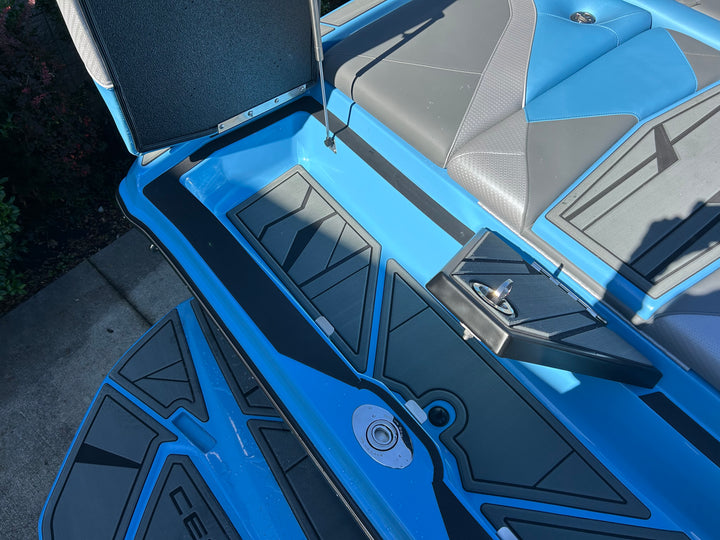 2026 Centurion Nv233