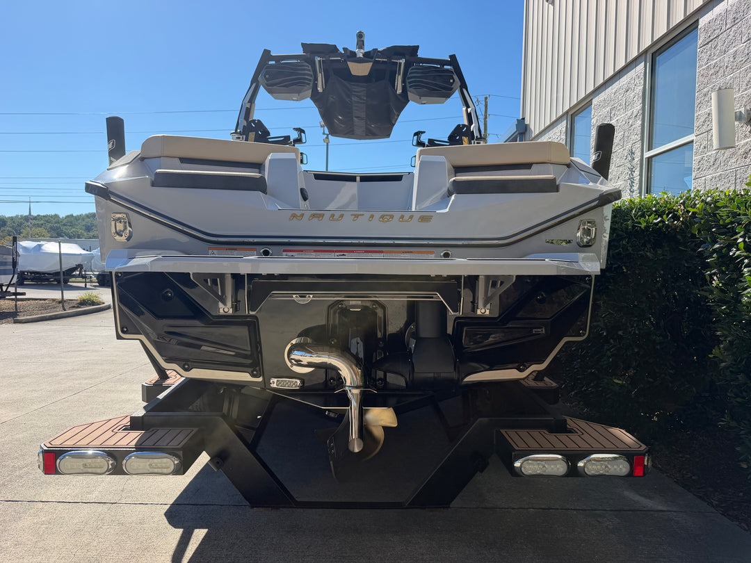 2027 Nautique S25