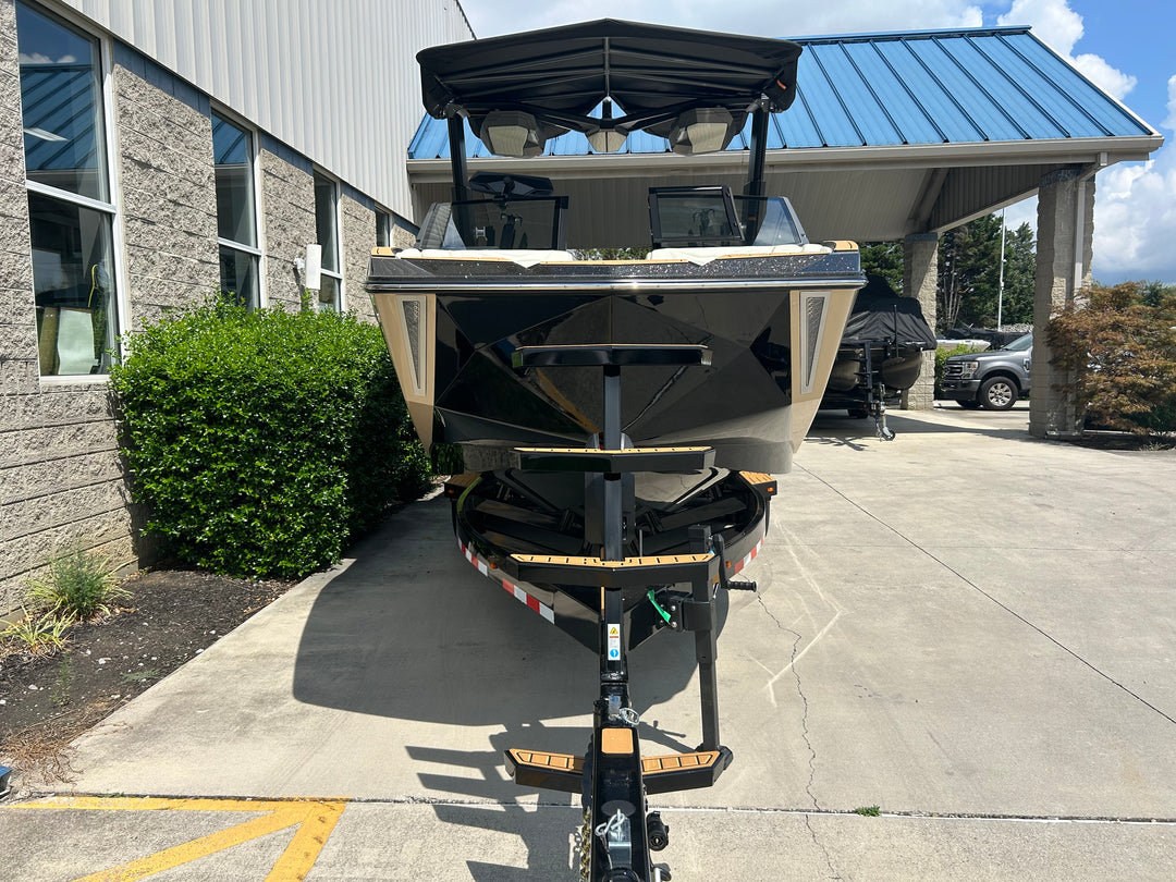 2025 Nautique G25