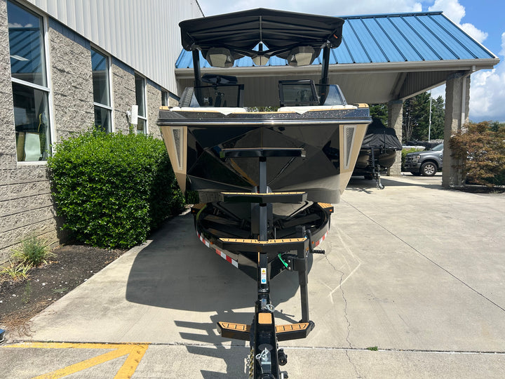 2025 Nautique G25