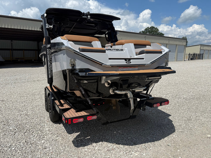 2024 Nautique G21