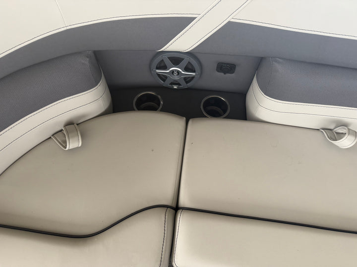 2025 Barletta Cabrio 22 Cast n Cruise