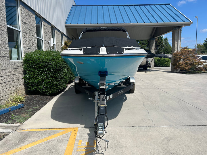 2023 Searay 210 SPX LAGOON