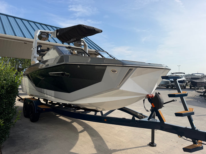 2026 Nautique G23