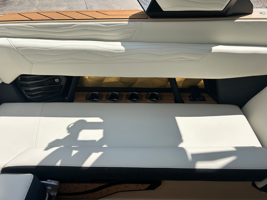 2025 Nautique G25