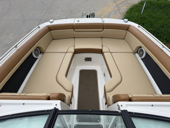 2015 Sea Ray 270 Sundeck