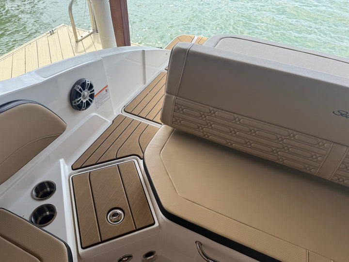 2025 Sea Ray SPX 210