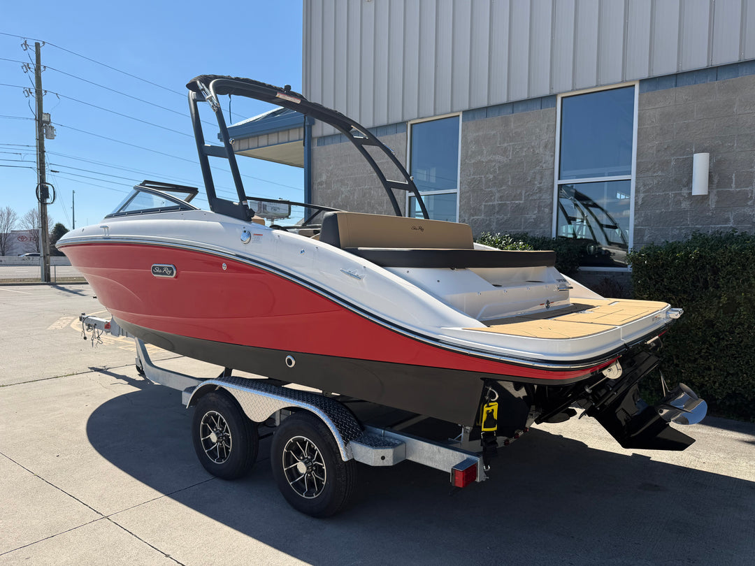 2026 Sea Ray SPX 210