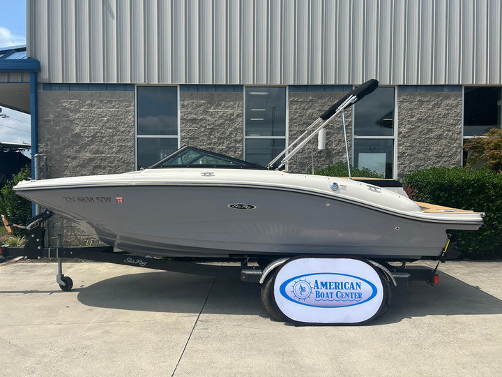 2023 Sea Ray SPX 190