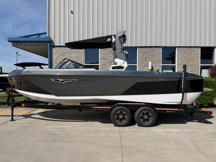2023 Nautique S25