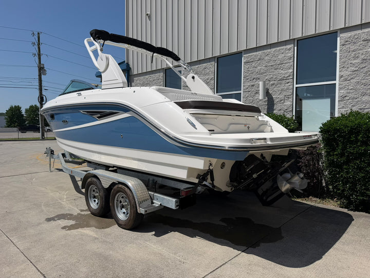 2022 Sea Ray SLX 250
