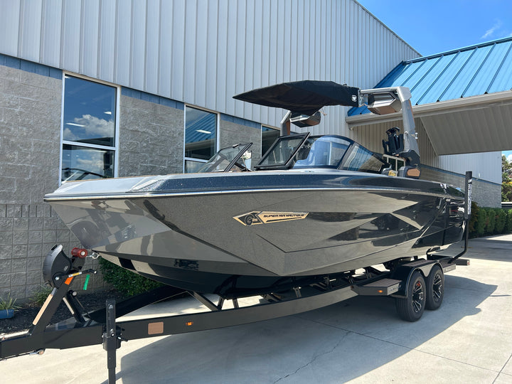 2024 Nautique G25