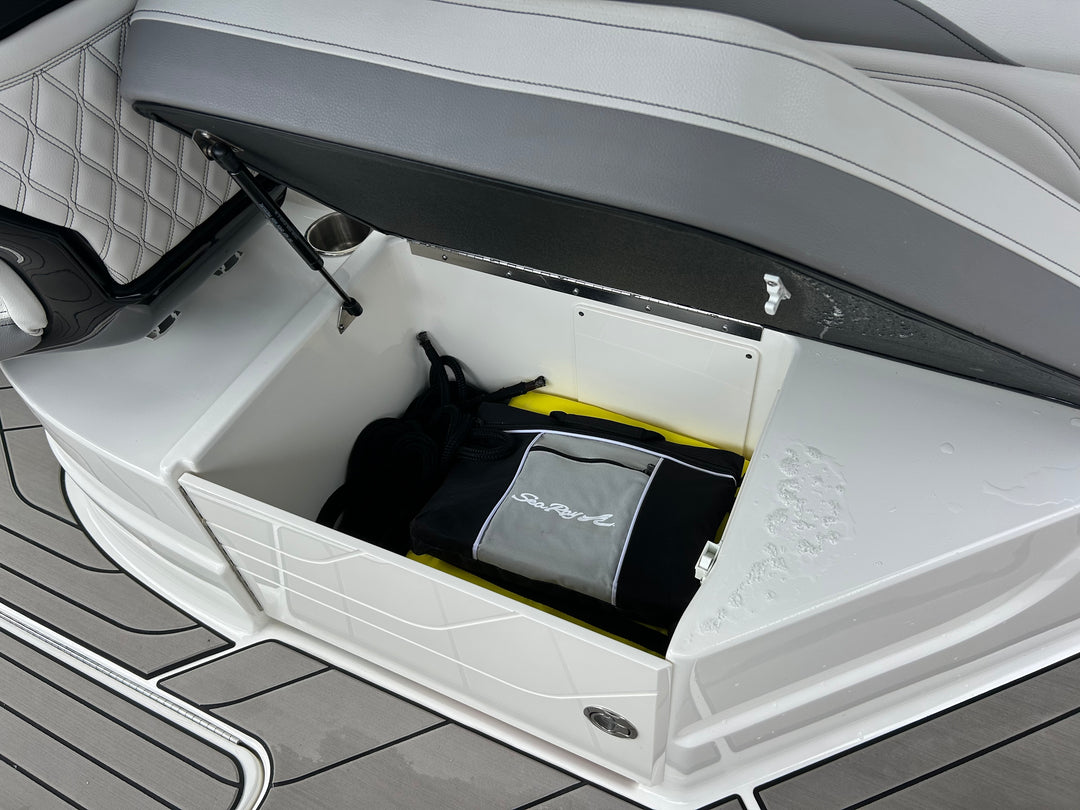 2023 Sea Ray SLX 260