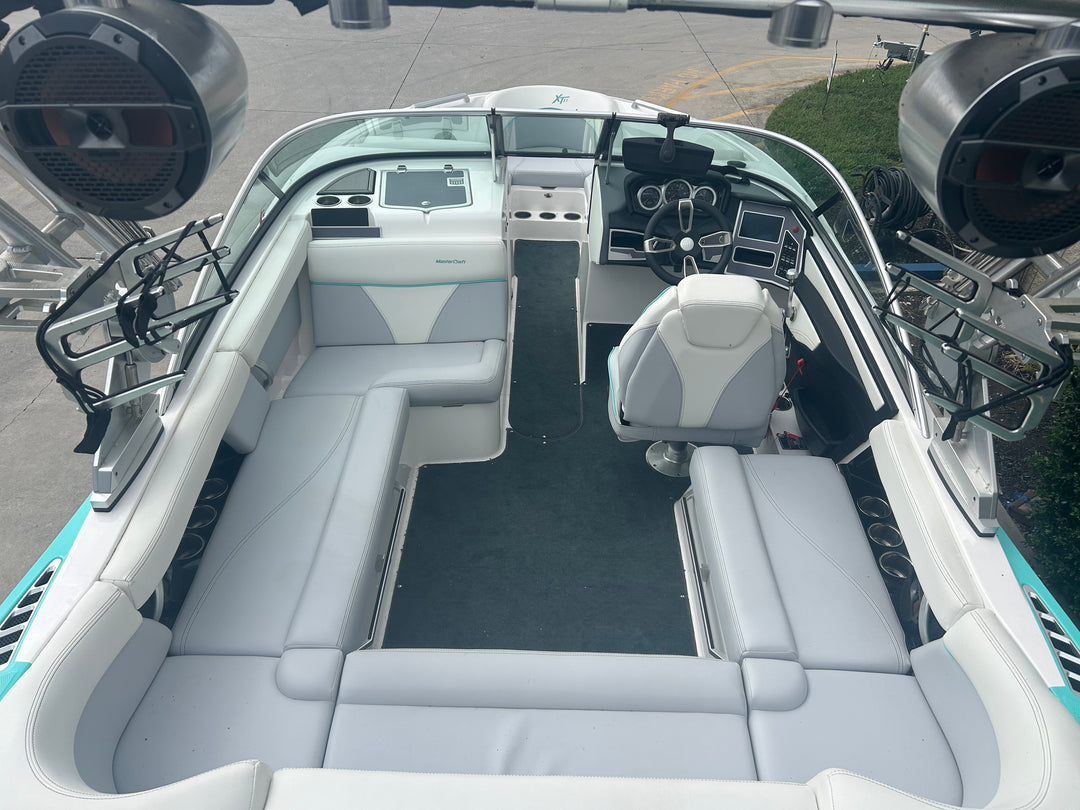 2021 Mastercraft XT21