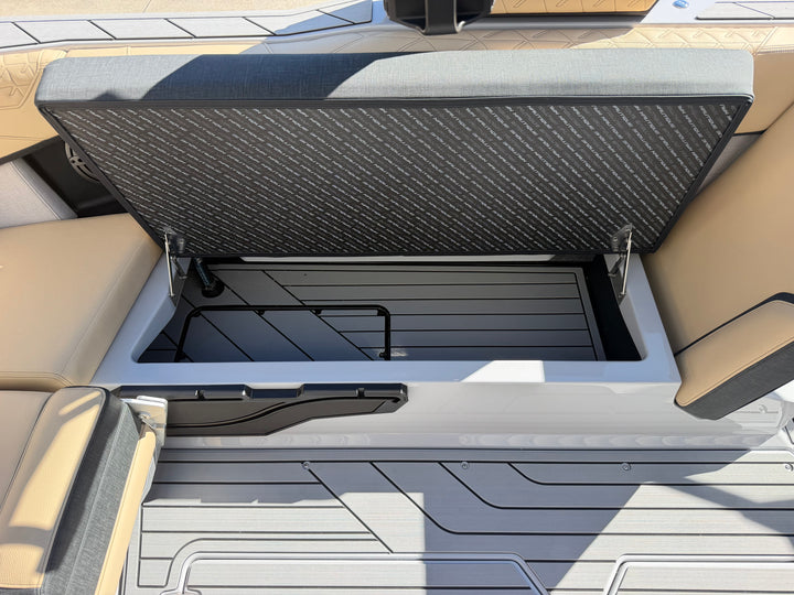 2027 Nautique S25