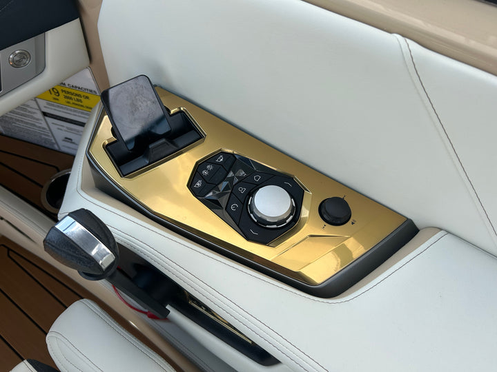 2025 Nautique G25