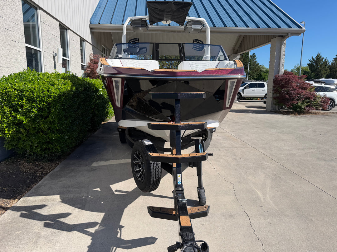 2026 Nautique G21