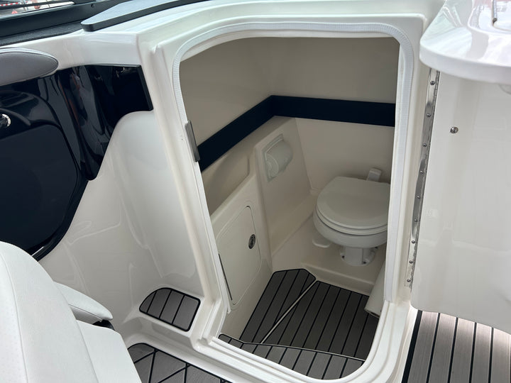 2023 Sea Ray SLX 260