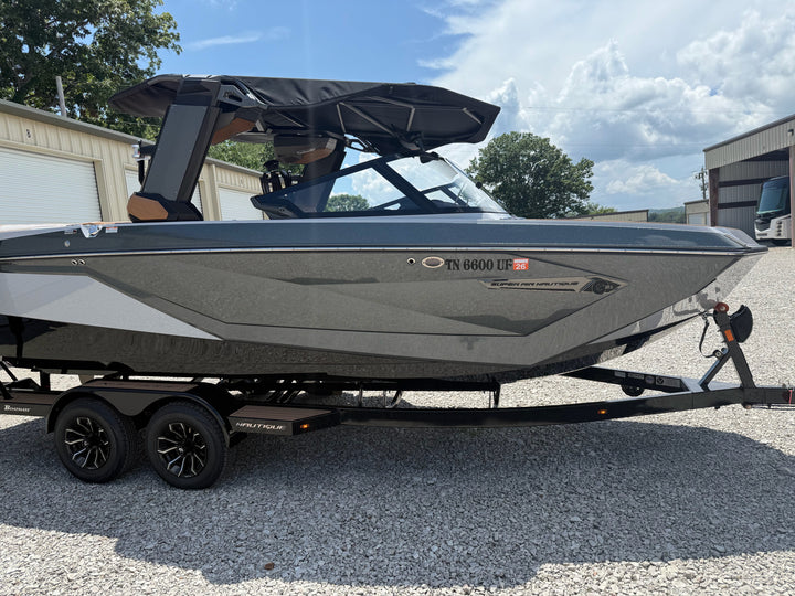 2024 Nautique G21