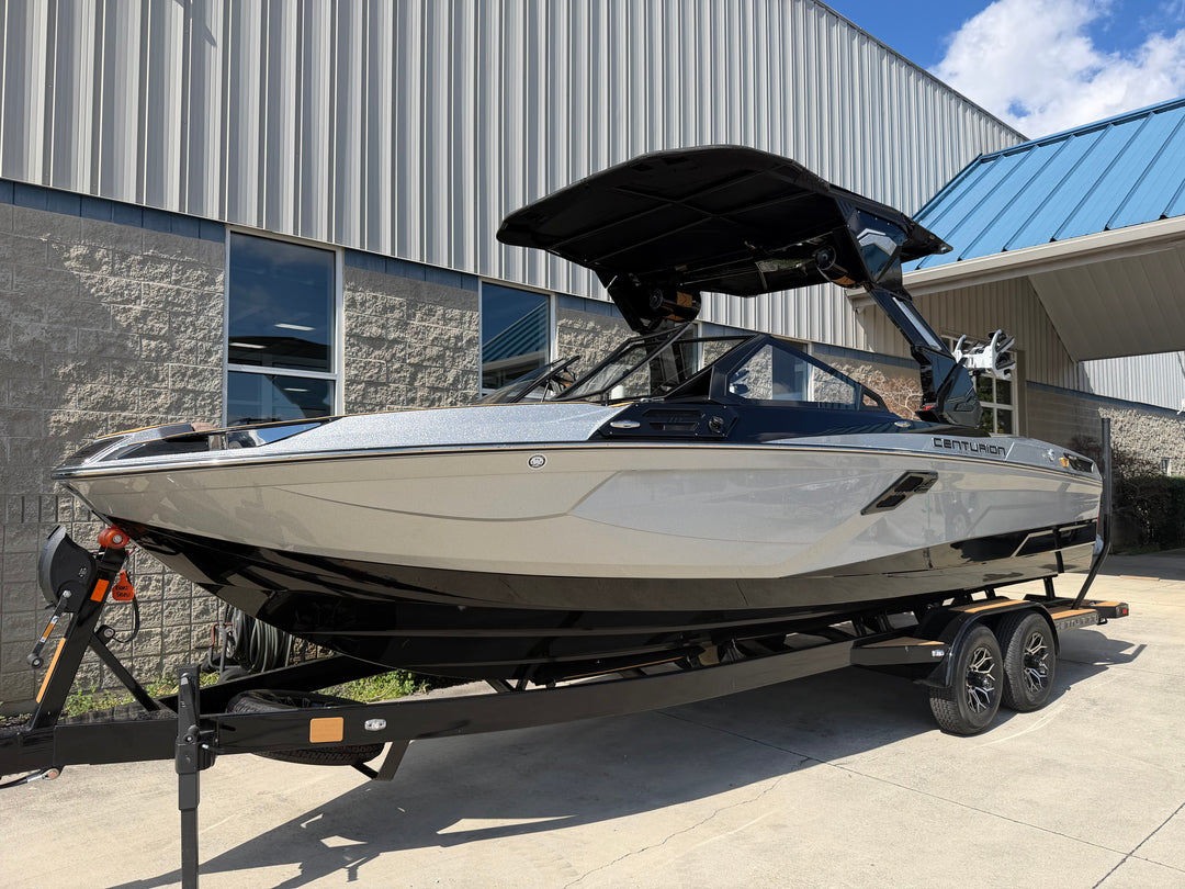 Ri245 Rear 2026 Centurion Ri245 – American Boat Center