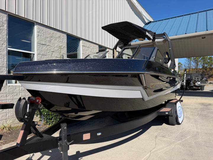 2027 Nautique S25