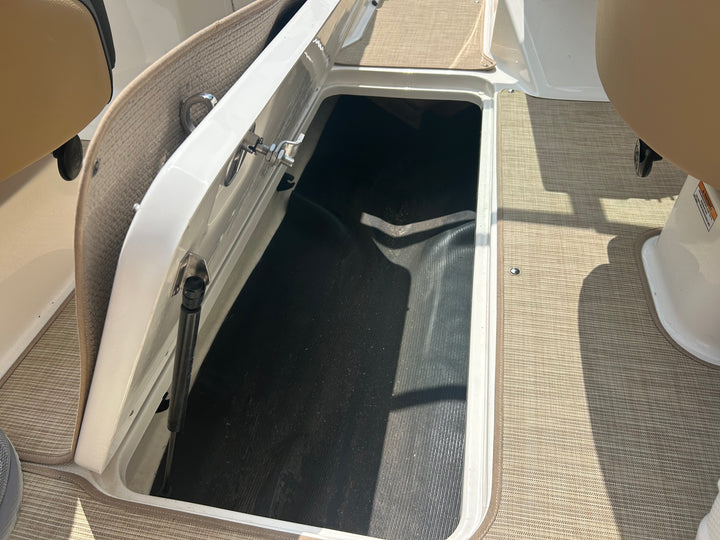 2023 Sea Ray SPX 190