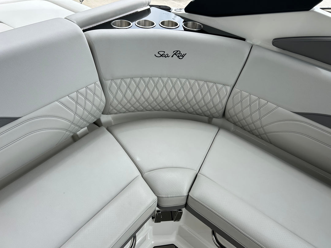2023 Sea Ray SLX 260