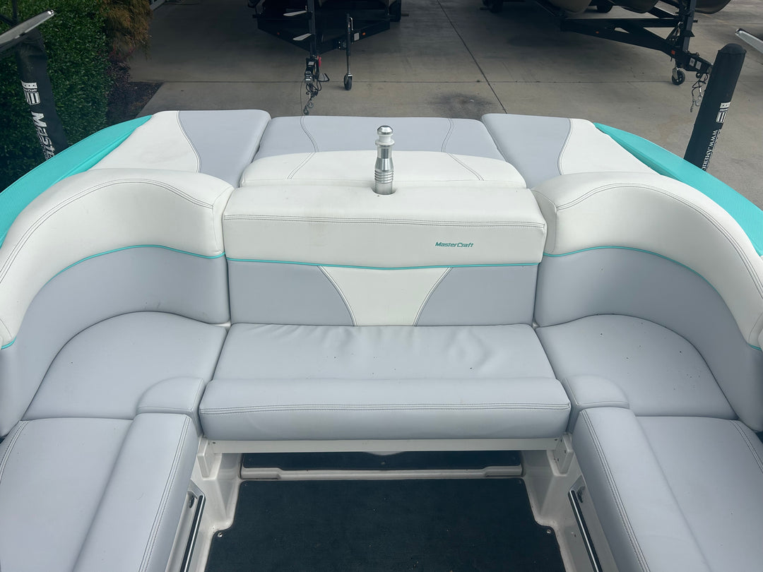 2021 Mastercraft XT21