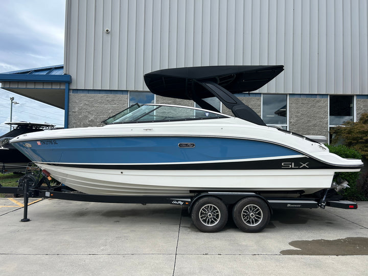 2023 Sea Ray SLX 260