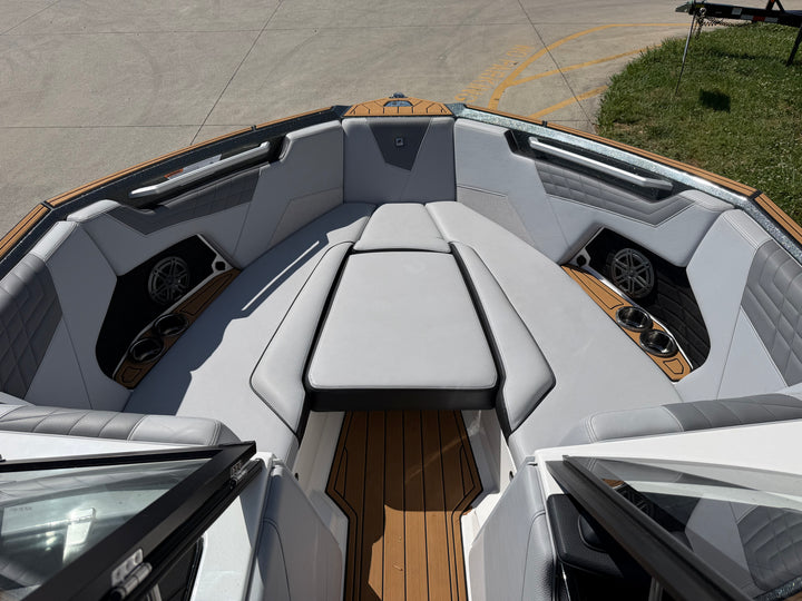 2023 Nautique S25