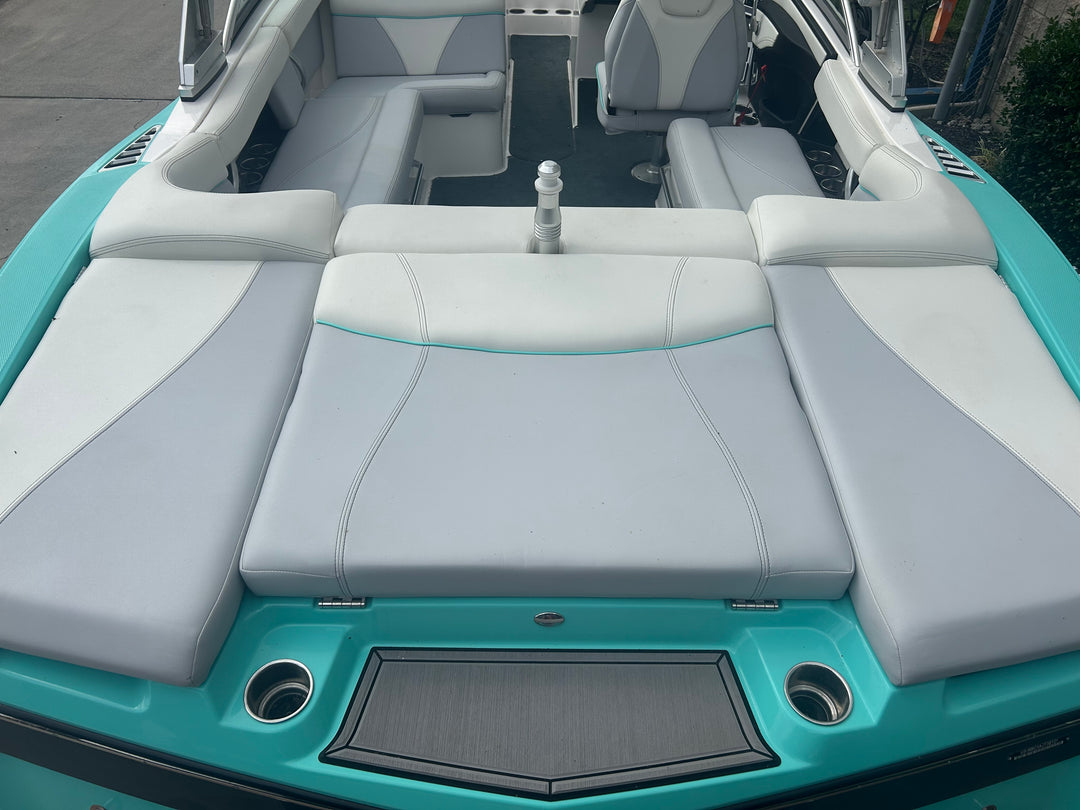 2021 Mastercraft XT21