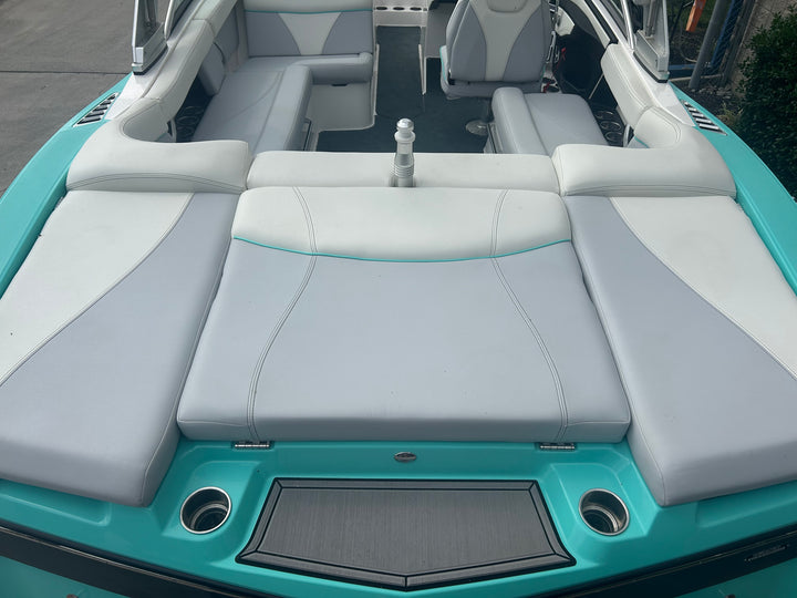 2021 Mastercraft XT21